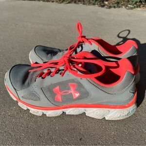 Wounded warrior project under armour women’s sneakers size 9, gray and pink